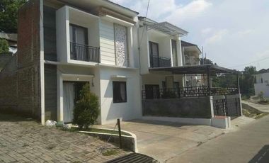 Rumah mewah 2 lantai dipusat kota bogor