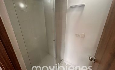 apartamento en arriendo en la gabriela. Cod A67423