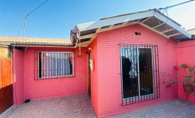 Casa en Venta en Lago Peñuelas-Bosque San Carlos