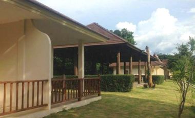 NINE HOUSES ON BEAUTIFUL 144 METERS OF RIVERSIDE IN SAI YOK!!!