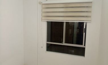 casa en arriendo en urbanización la flora. Cod A5088