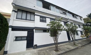 apartamento en arriendo en urbanización nueva granada. Cod A4111