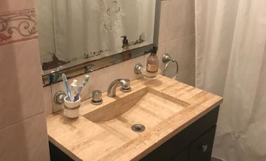 VENTA - TAPIALES - EXCELENTE DUPLEX 4 AMBIENTES CON GARAJE  AL FRENTE