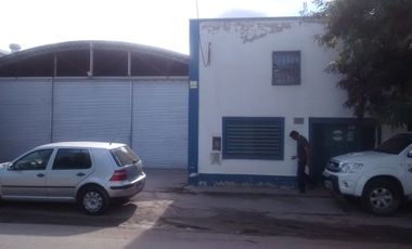 EXCELENTE GALPON - B° LOS BOULEVARES - VENDO/ALQUILO
