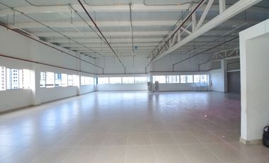 apartamento en arriendo en conjunto residencial florida iv piso 15. Cod A13665
