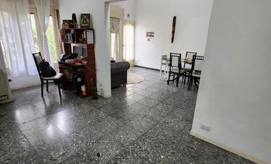 Casa en Bernal Oeste
