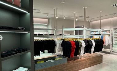 local en arriendo en cc andino. Cod A70174