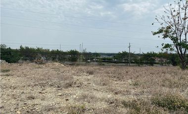 Vía Guayaquil - Salinas km 14 terreno comercial 23000m2