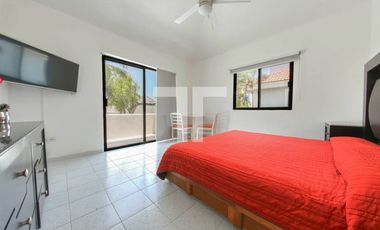 Casa en Renta 4 recámaras Isla Dorada Zona Hotelera Cancun