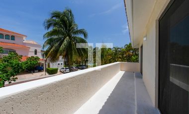 Casa en Renta 4 recámaras Isla Dorada Zona Hotelera Cancun
