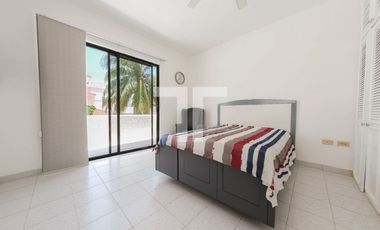 Casa en Renta 4 recámaras Isla Dorada Zona Hotelera Cancun