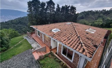 Casa campestre en Venta Vereda El Jardin Medellin
