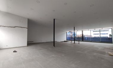 edificio en arriendo en la castellana. Cod A51507