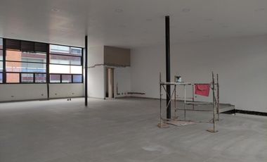 edificio en arriendo en la castellana. Cod A51507