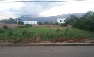lote en venta en urb  los trapiches. Cod V10200