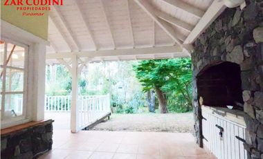 VENTA CARILÓ CASA 4 AMBIENTES