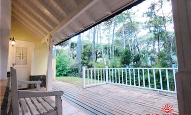 VENTA CARILÓ CASA 4 AMBIENTES