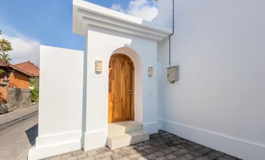 Leasehold - Stylish 2-Bedroom Villa in Seminyak (bordering Denpasar), Bali - Attractive Investment Opportunity