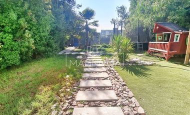 Casa en venta de 4 dorm. en Colina