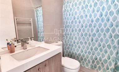 Casa en venta de 4 dorm. en Colina