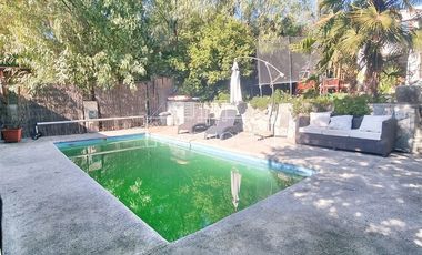 Casa en venta de 4 dorm. en Colina