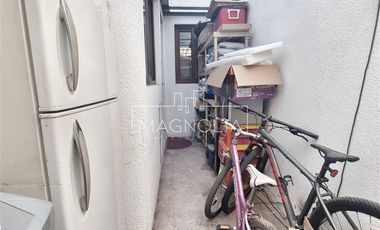 Casa en venta de 4 dorm. en Colina