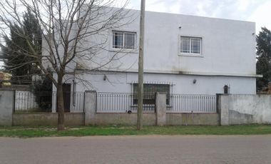 CASA- DOS PLANTAS