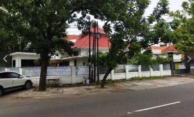 Rumah Bangunan Usaha Raya Darmo Kali