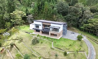 casa en arriendo en retiro. Cod A776545