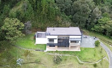 casa en arriendo en retiro. Cod A776545