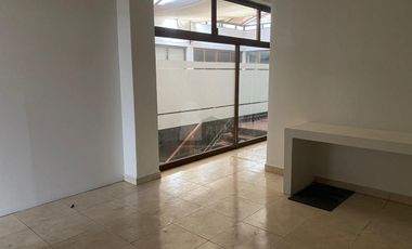 Oficina en renta en Plaza Dorada, Irapuato, Gto.