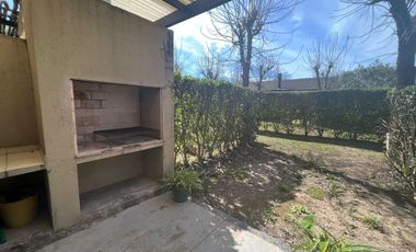 venta depto c/pileta en condominio casas del alto