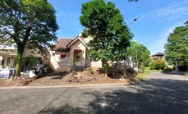 Rumah Dengan Sisa Tanah Yang Luas