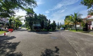 Rumah Dengan Sisa Tanah Yang Luas