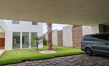 Casa amueblada en renta