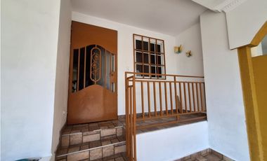 HERMOSA CASA DUPLEX EN VENTA PH VILLAS DEL NARANJAL PEDREGAL