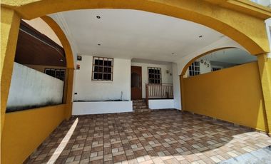 HERMOSA CASA DUPLEX EN VENTA PH VILLAS DEL NARANJAL PEDREGAL
