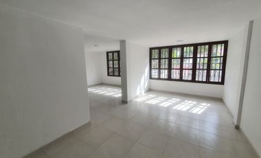 apartamento en venta en el golf. Cod V106253