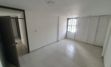 apartamento en venta en el golf. Cod V106253
