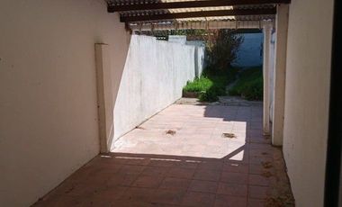Venta - Dúplex tres Ambientes con trotadora y patio - Maipú 3943