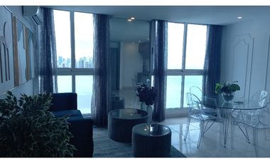Apartamento en venta en Avenida Balboa vista al mar P.H. The Sands