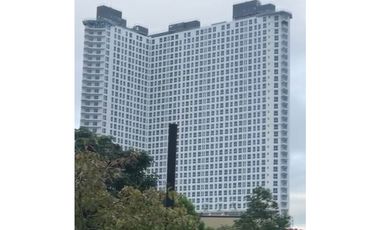 Apartamento en venta en Avenida Balboa vista al mar P.H. The Sands