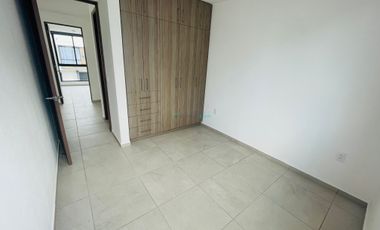 estrena casa en renta, toluca, dentro de fraccionamiento con seguridad 24/7...