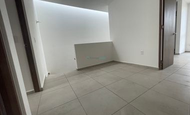 estrena casa en renta, toluca, dentro de fraccionamiento con seguridad 24/7...
