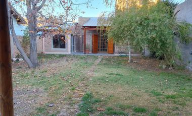 INDEXA VENDE Casa en Barrio Los Tilos