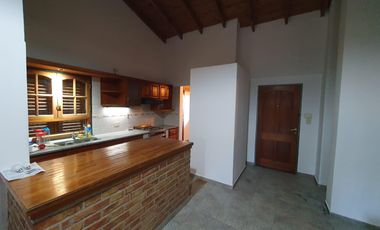 INDEXA VENDE Casa en Barrio Los Tilos
