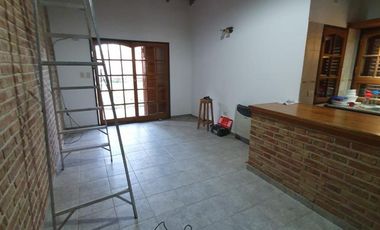 INDEXA VENDE Casa en Barrio Los Tilos