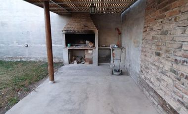 INDEXA VENDE Casa en Barrio Los Tilos