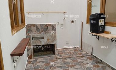 casa en arriendo en carmen de viboral. Cod A68257
