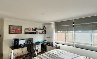 LINDA CASA REMODELADA EN VENTA, 3 HABITACIONES, LAS CONDES